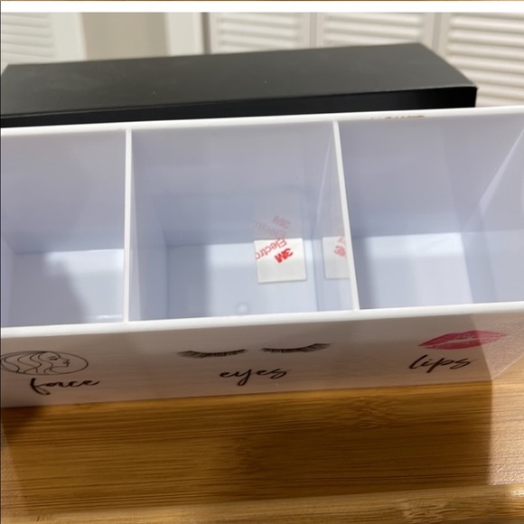 G by Gennaro Makeup Brush Holder - Picture 2 of 10